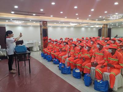 金东区佛协和红会举办环卫工人应急救护培训